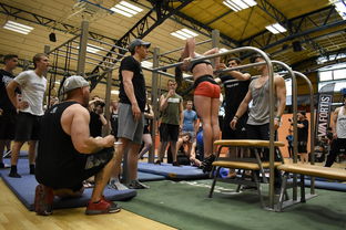 阿尔及利亚女篮在非洲锦标赛中夺冠，体育水平全面提升，阿尔及利亚女友